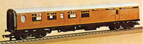 L.N.E.R. Corridor Brake 3rd Coach