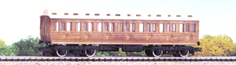 L.N.E.R. Clerestory Composite Coach 