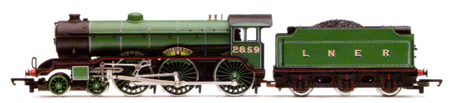 Class B17/4 Locomotive - Norwich City