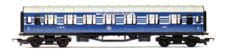 L.M.S. Composite Coach (Coronation Scot Livery)