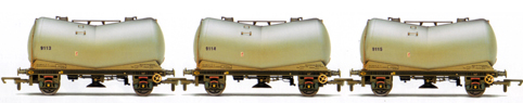 B.R. Vee Tank Wagons - Three Wagon Pack (Weathered)