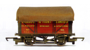 Chance & Hunt 7 Plank Wagon (Weathered)