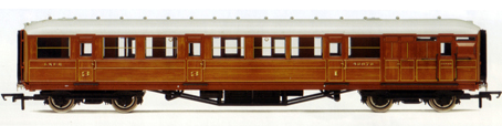 L.N.E.R. 61ft 6in Corridor Brake Coach