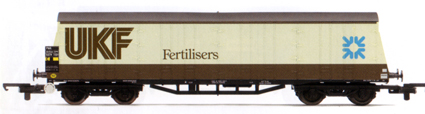 UKF Fertilisers Procor Pallet Van