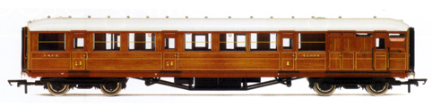 L.N.E.R. 61ft 6in Corridor Brake Coach